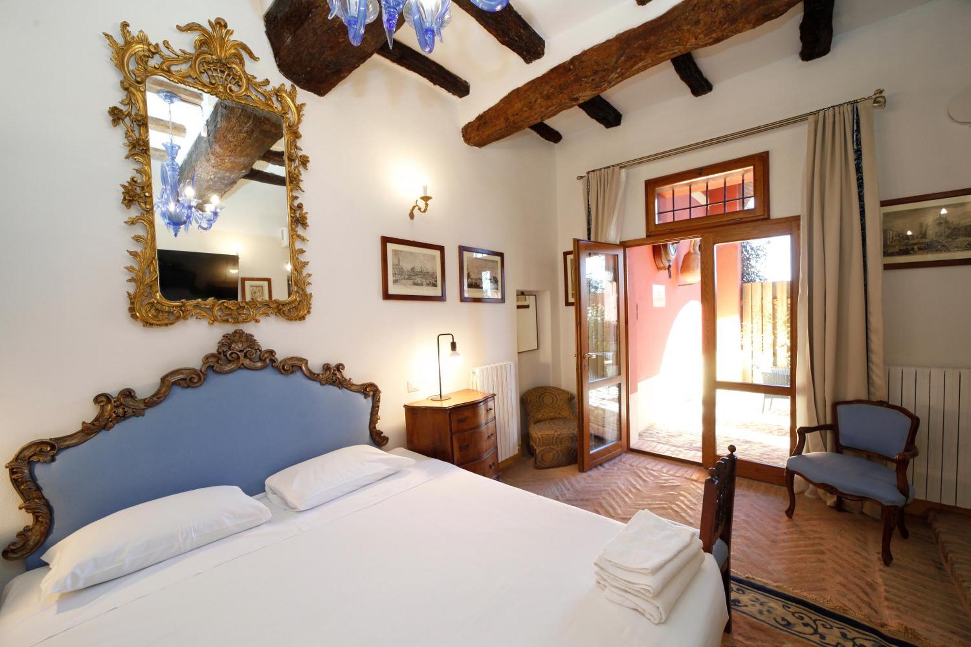 サッソ・マルコーニ カ パラッツォ マルヴァシア Bed & Breakfast エクステリア 写真